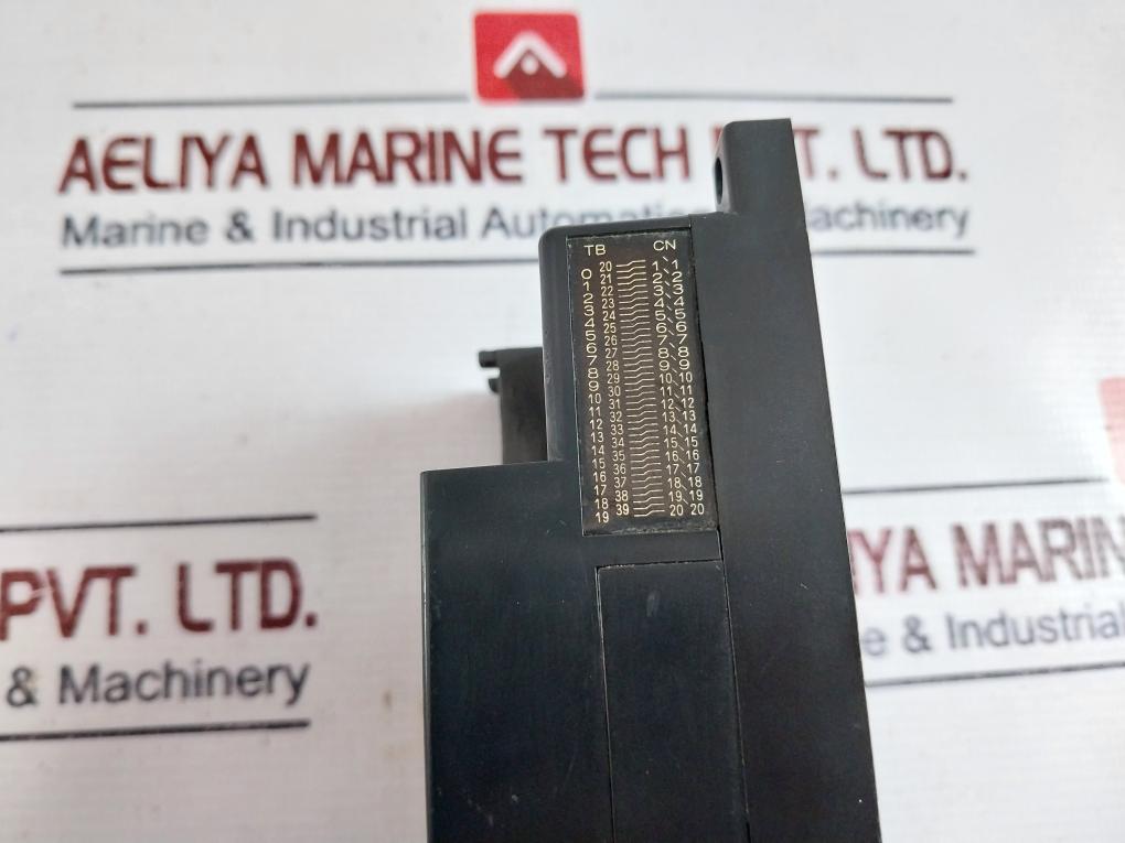 Yoshida Electric PS7D-40V4 Applicable Wire Terminal Block 125V