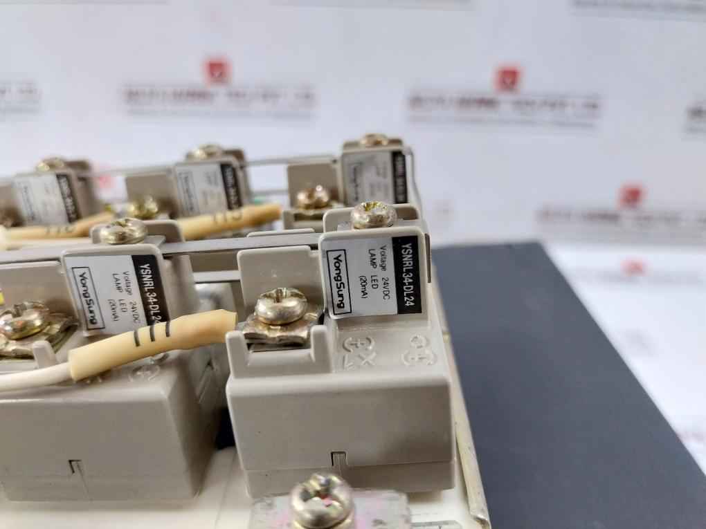 Young Sung Ysnrl34-dl24 Led Light Signal Column 24Vdc 30Va 50-60Hz