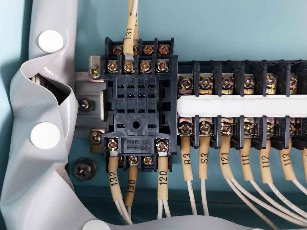 Young Sung Ysnrl34-dl24 Led Light Signal Column 24Vdc 30Va 50-60Hz