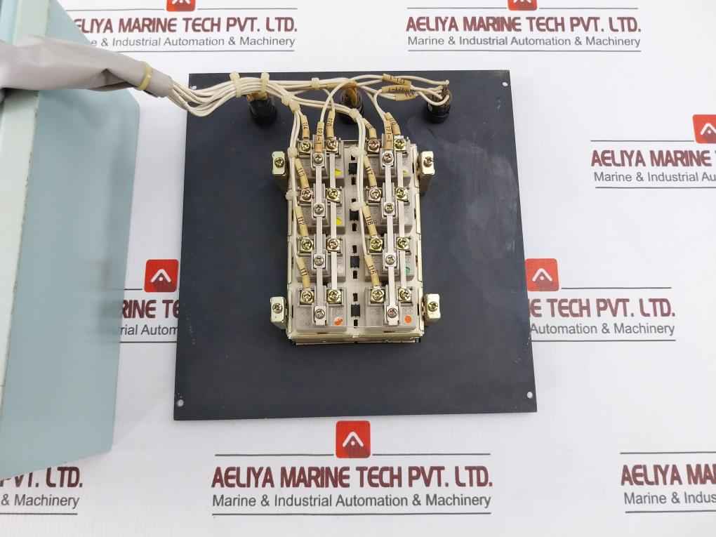 Young Sung Ysnrl34-dl24 Led Light Signal Column 24Vdc 30Va 50-60Hz