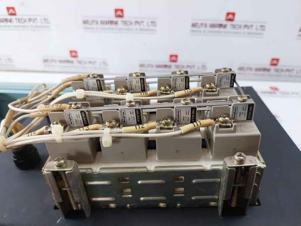 Young Sung Ysnrl34-dl24 Led Light Signal Column 24Vdc 30Va 50-60Hz