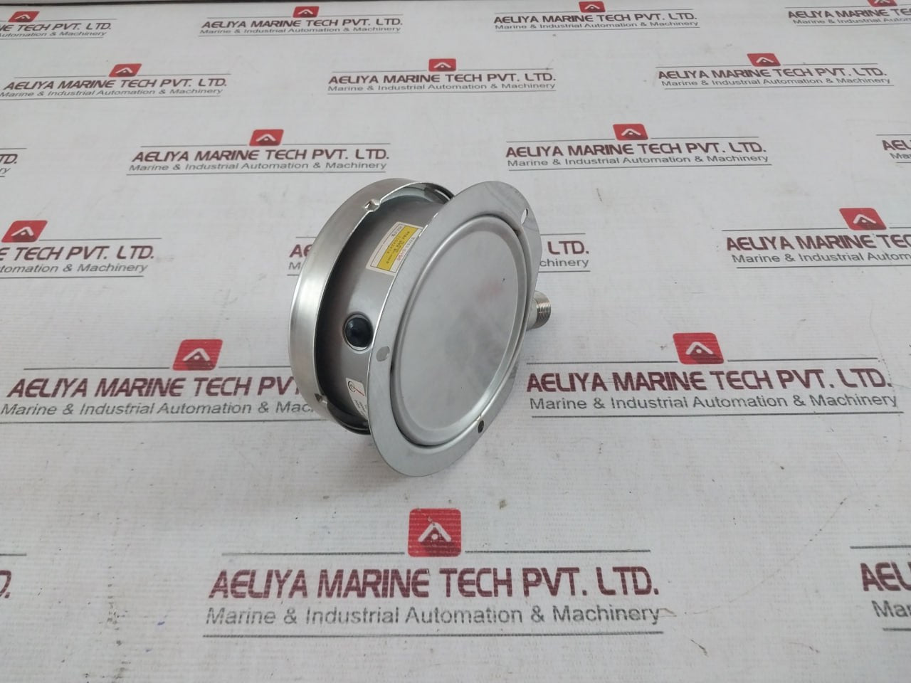 Youngjin Bourdon Tube Pressure Gauge 0-100 Bar 13042414 100Mm