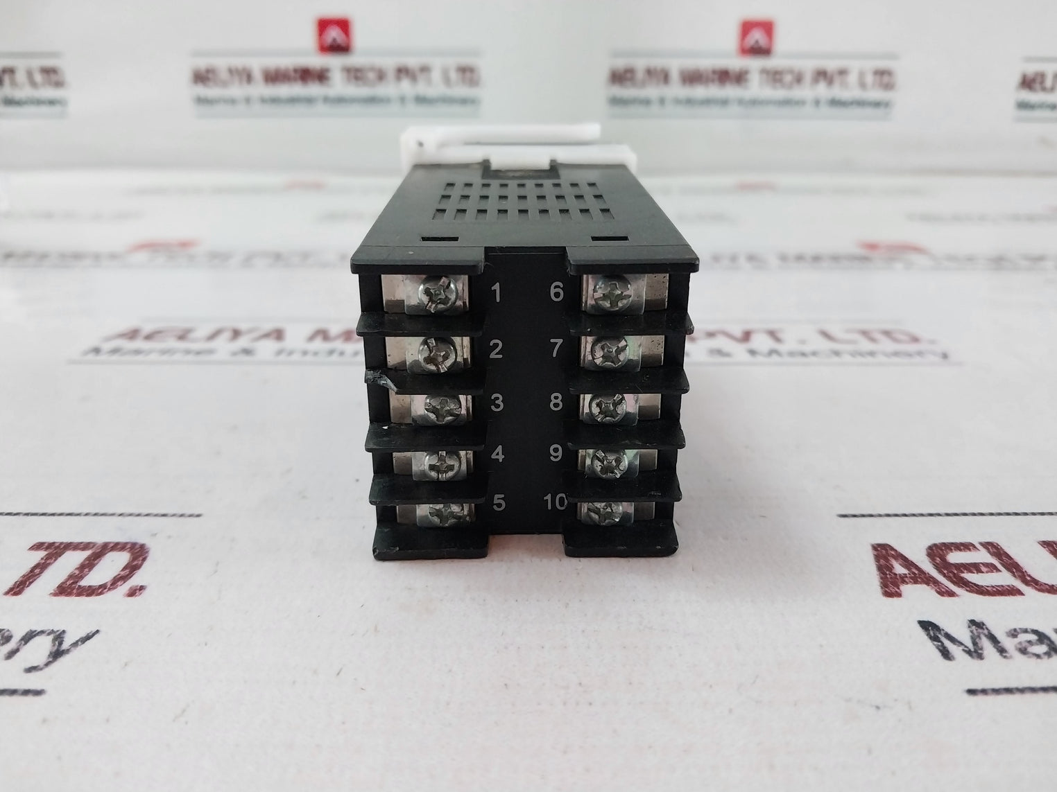 Yudian Ai Temperature Control 100-240Vac