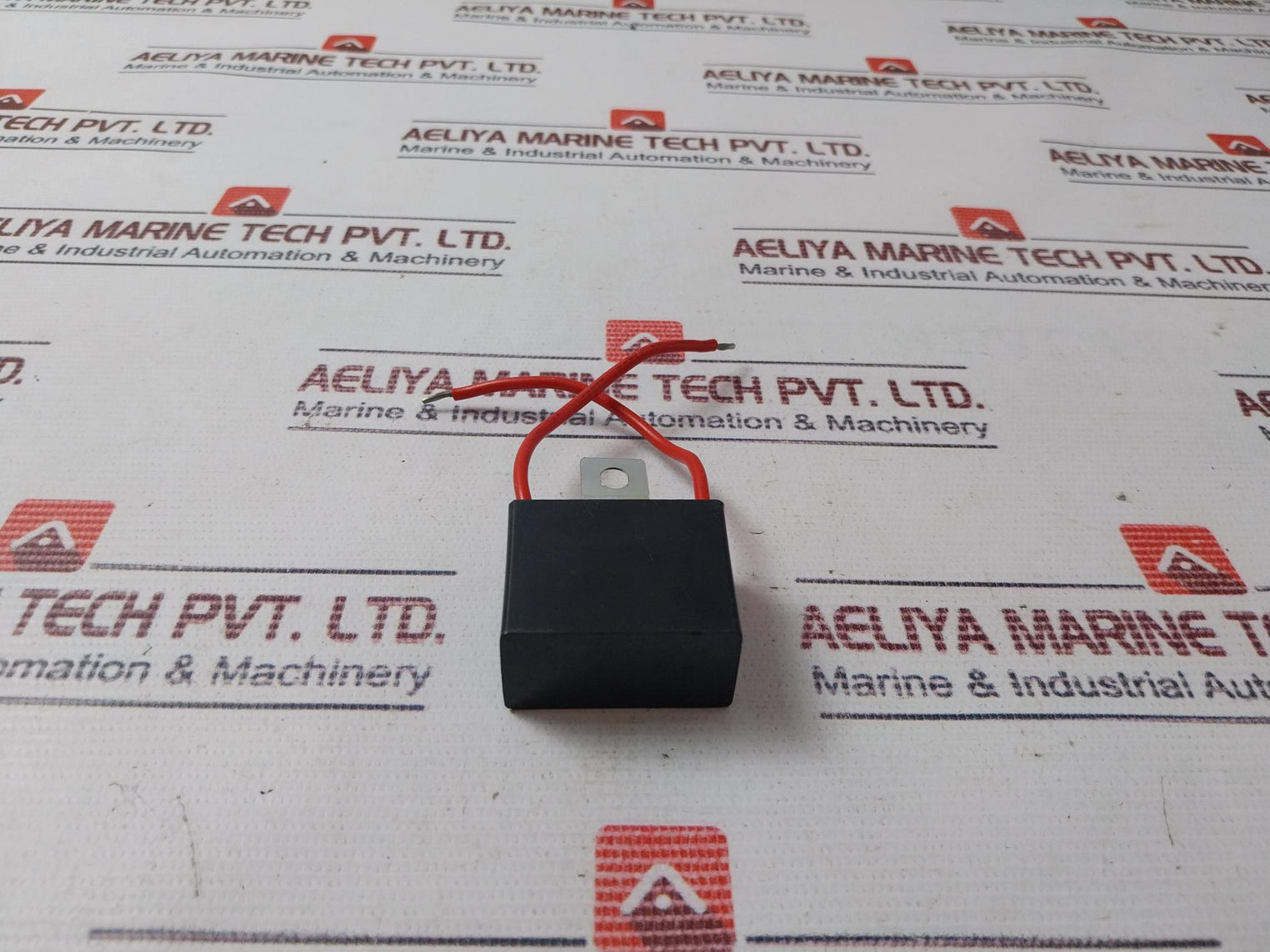 Yuhchang 10µF/J/250Vac Capacitor 50/60Hz