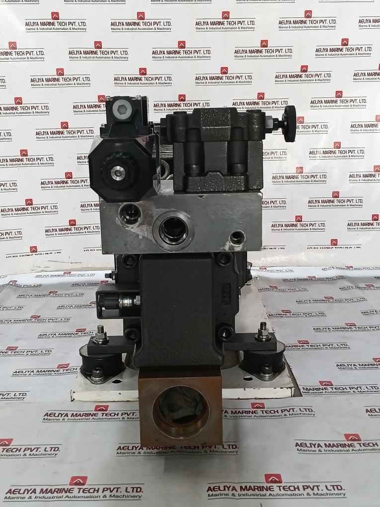 Yuken Ase10-4Ce-g200B-b00-3002 Ac Servo Motor B3G-03-10 Dc24V 0-100Hz