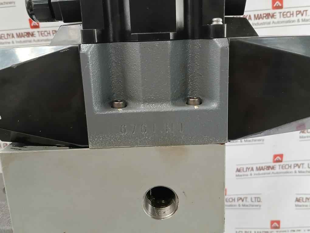 Yuken Ase10-4Ce-g200B-b00-3002 Ac Servo Motor B3G-03-10 Dc24V 0-100Hz