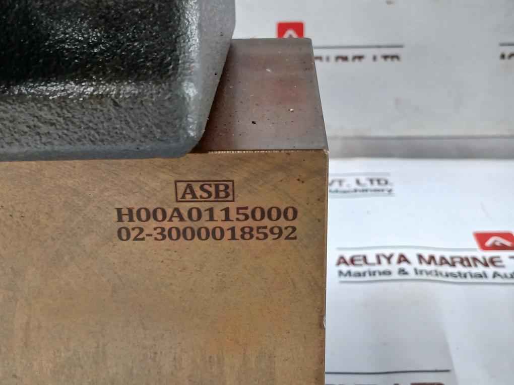 Yuken Ase10-4Ce-g200B-b00-3002 Ac Servo Motor B3G-03-10 Dc24V 0-100Hz