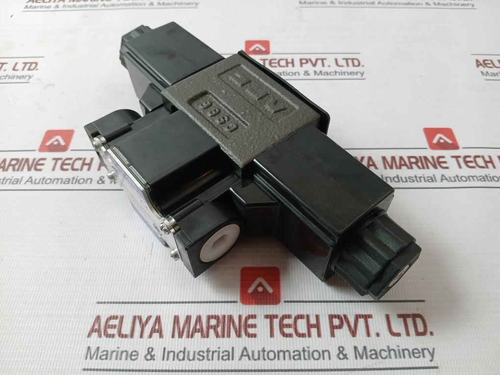 Yuken Dsg-01-3C4-a220-51T Directional Control Valve 106Vn0251B-96