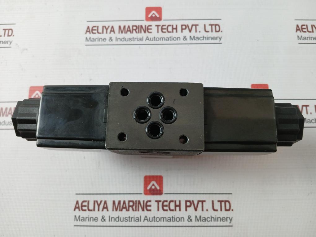 Yuken Dsg-01-3C4-a220-51T Directional Control Valve 106Vn0251B-96