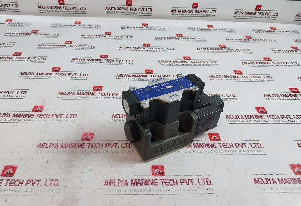 Yuken Dsg-03-2B8-a100-50 Solenoid Operated Directional Valve Vk31717-0-0A