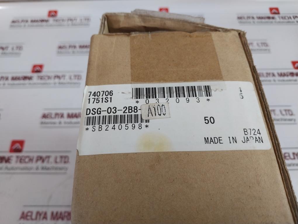 Yuken Dsg-03-2B8-a100-50 Solenoid Operated Directional Valve Vk31717-0-0A