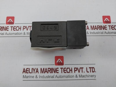Yuken Kogyo Directional Valve Dmg-01-3D114-1039-l