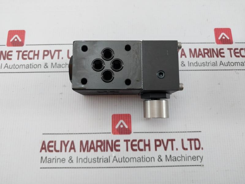 Yuken Kogyo Directional Valve Dmg-01-3D114-1039-l
