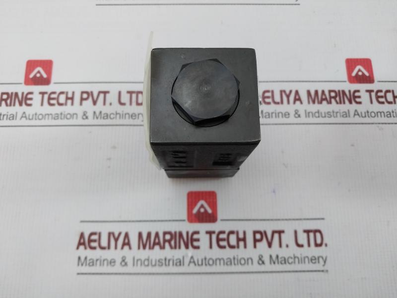 Yuken Kogyo Directional Valve Dmg-01-3D114-1039-l