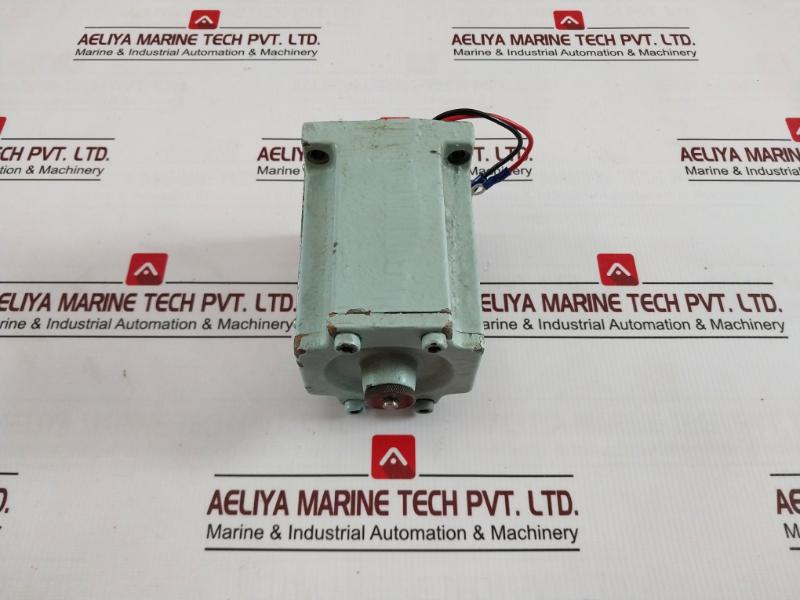 Yuken Kogyo Si-3-10 Intrinsically Safe Solenoid Actuator Class B 3.5V / 40Ma