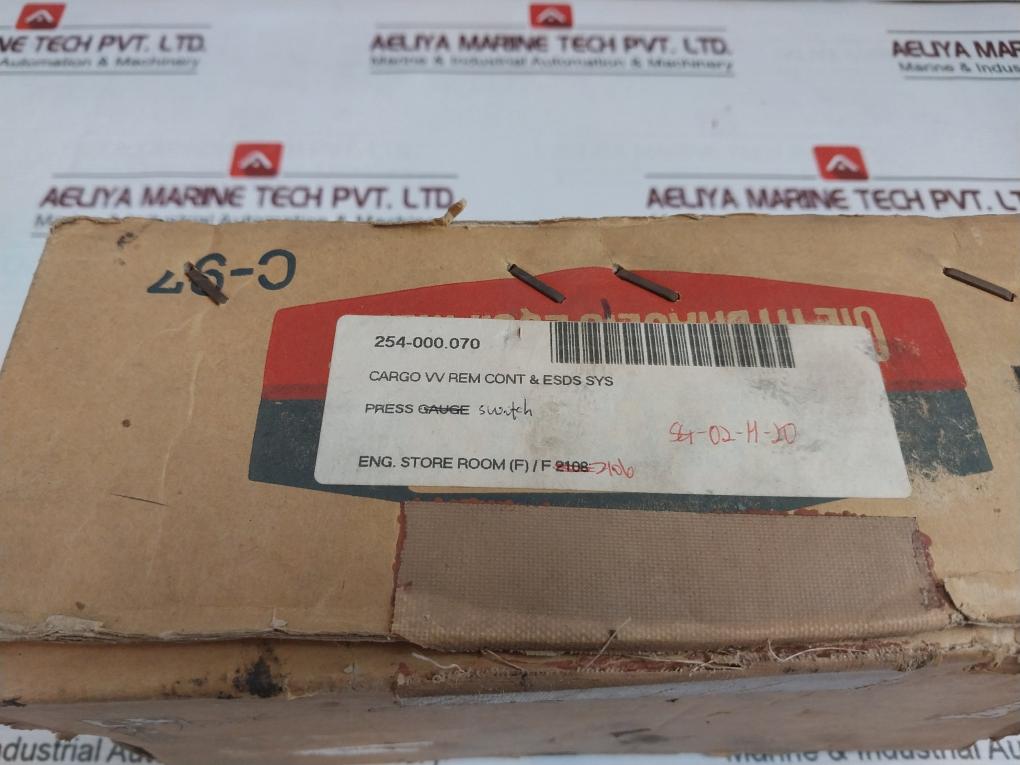 Yuken Sg-02-h-20 Pressure Switch 15A 125 Or 250V Ac B84247-006