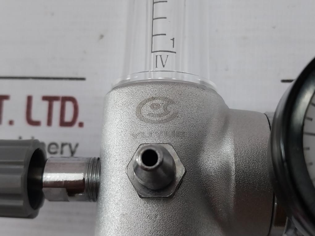 Yuyue Xy-98B Gas Regulator Flometer With Humidifier Bottle 0-25 Mpa 04820006