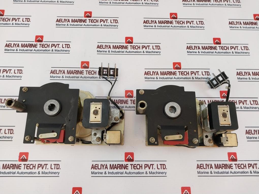 MCH-M 685763 Motor Mechanism Breaker Accessory 200/240Vac 50/60Hz
