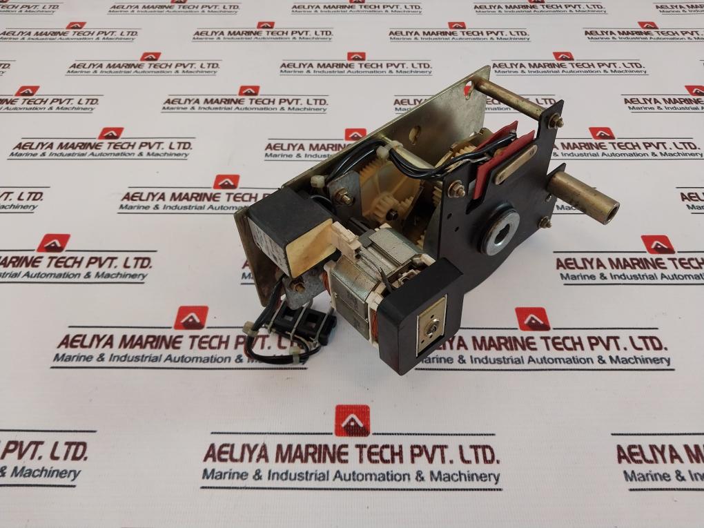 MCH-M 685763 Motor Mechanism Breaker Accessory 200/240Vac 50/60Hz
