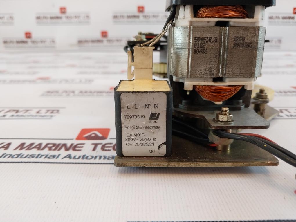 MCH-M 685763 Motor Mechanism Breaker Accessory 200/240Vac 50/60Hz