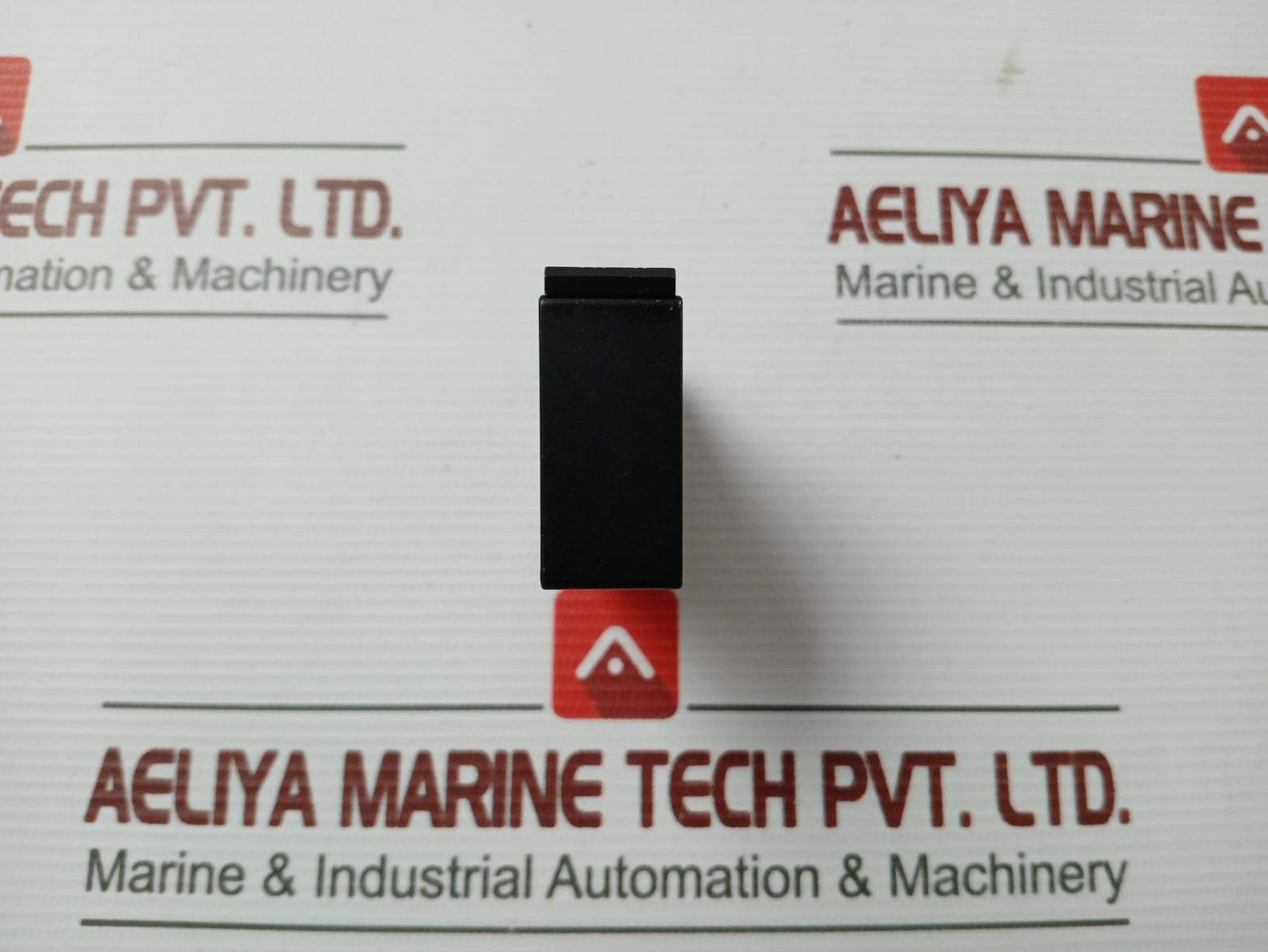 Zadm 034I240.0001 Edge Sensor Baumer -used