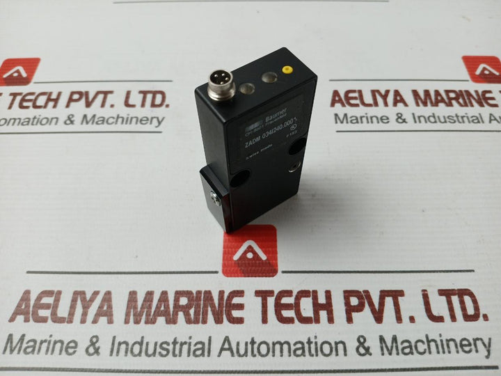 Zadm 034I240.0001 Edge Sensor Baumer -used