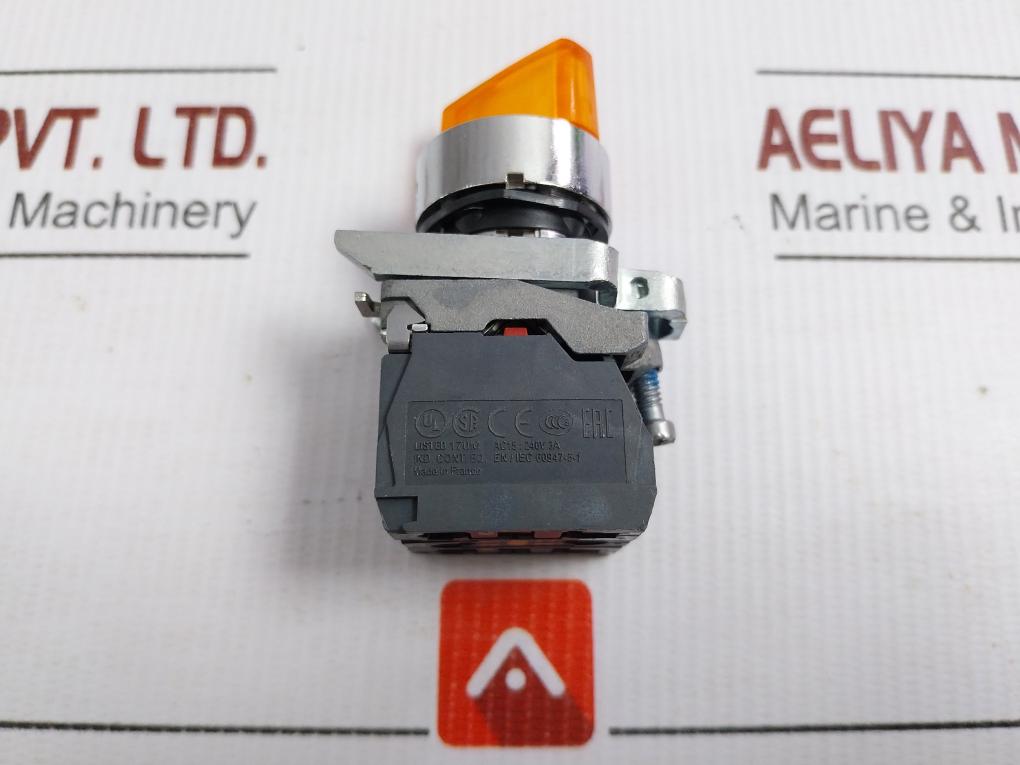 Zbe-101-Contact-Block-240v-3a-By-Schneider-Electric-7