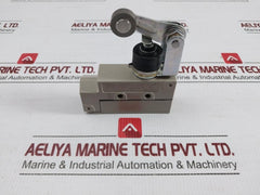 Ze-na2-2-Limit-Switch-1-8Hp-125Vac-1-4Hp-250Vac-Omron-208725-2
