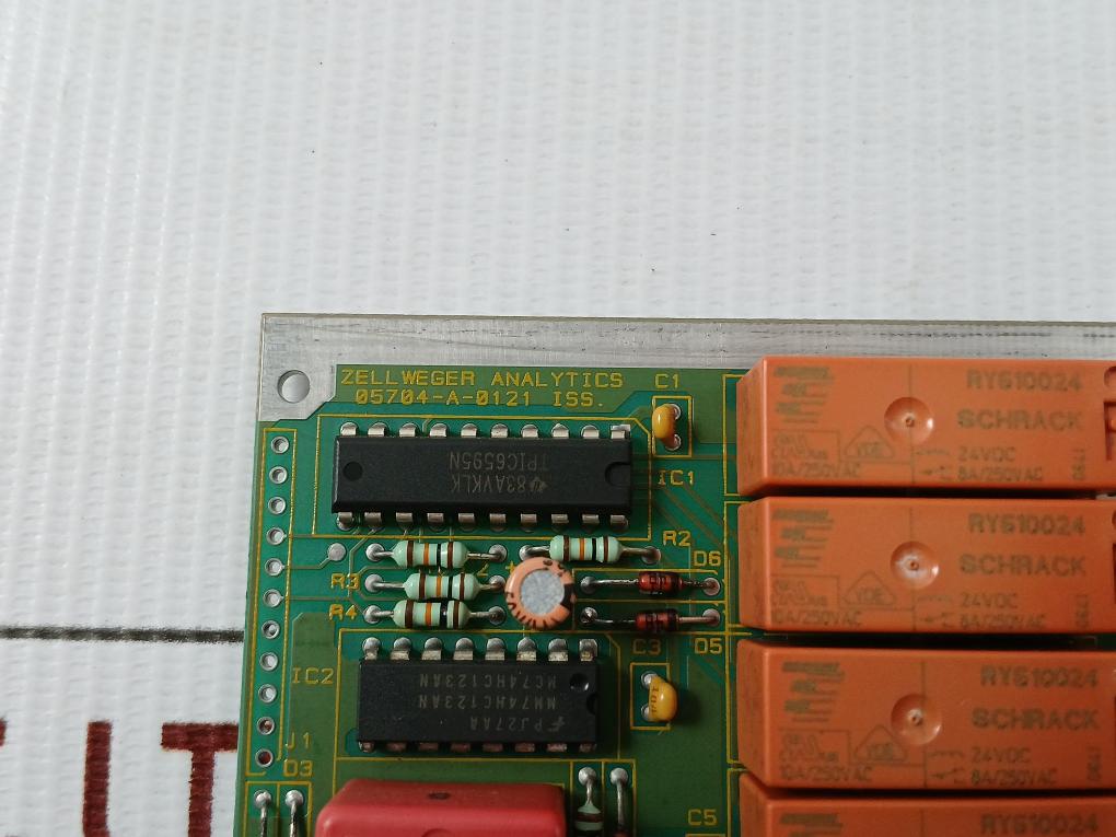 Zellweger Quad Relay Interface Card 05704-a-0121