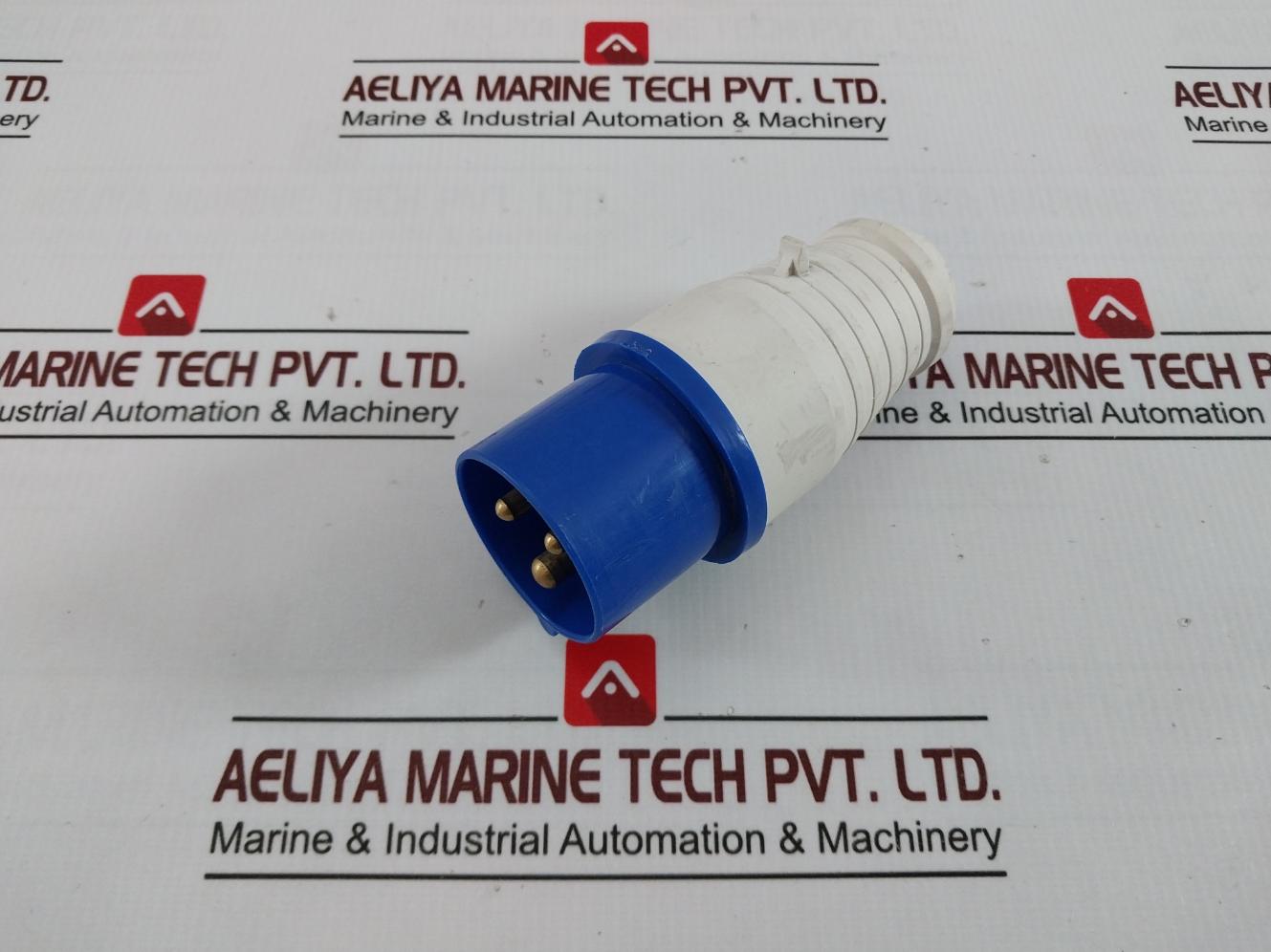 Zetalux 013 Industrial Weatherproof Plug 16A 220–250V 6H