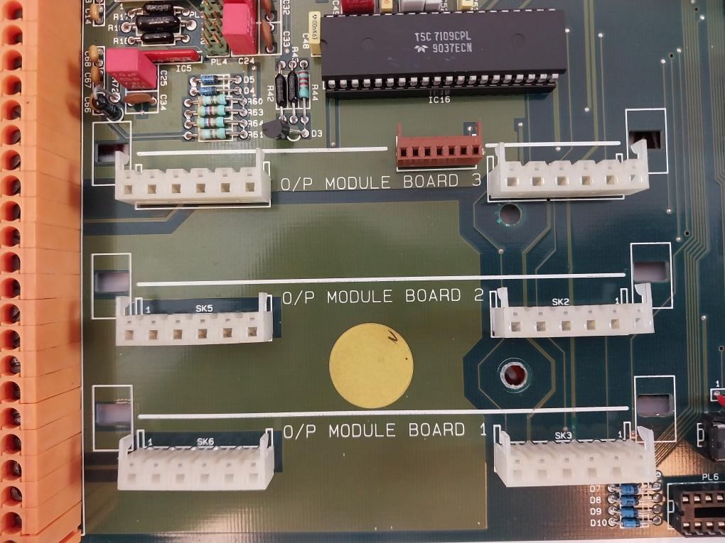 ZMT-0223 TEH-H 9048 Printed Circuit Board