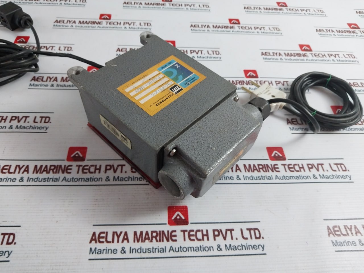 Zurich Pln-2 Power Supply 85A 250 Vac