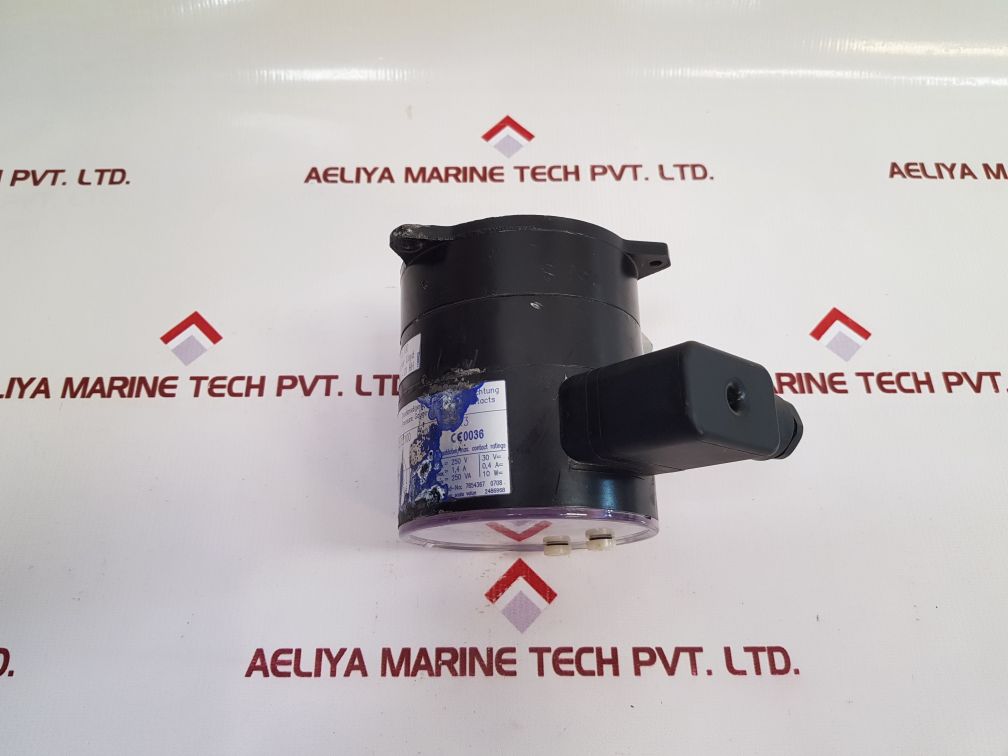 Aalborg 702.03.100 Differential Pressure Gauge 0 To 0.6 Bar