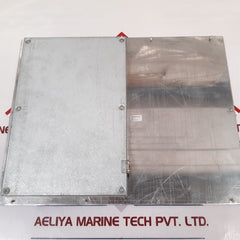 Abb 1MRK000008-PB Display 3/4 Small _Rev. R.B0