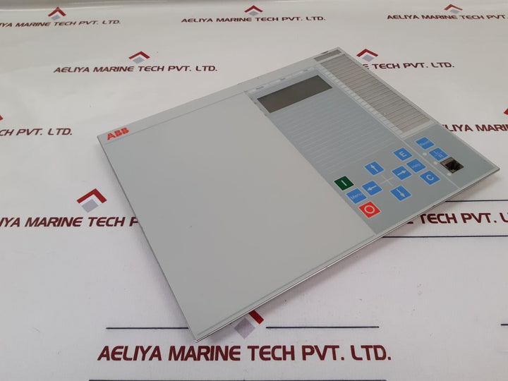 Abb 1MRK000008-PB Display 3/4 Small _Rev. R.B0
