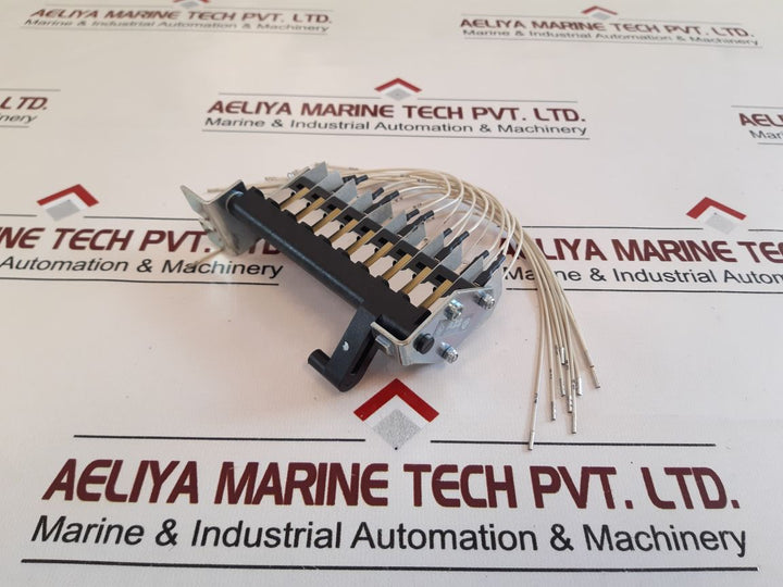 Abb 1Sd A038327 R1 Auxiliary Contact
