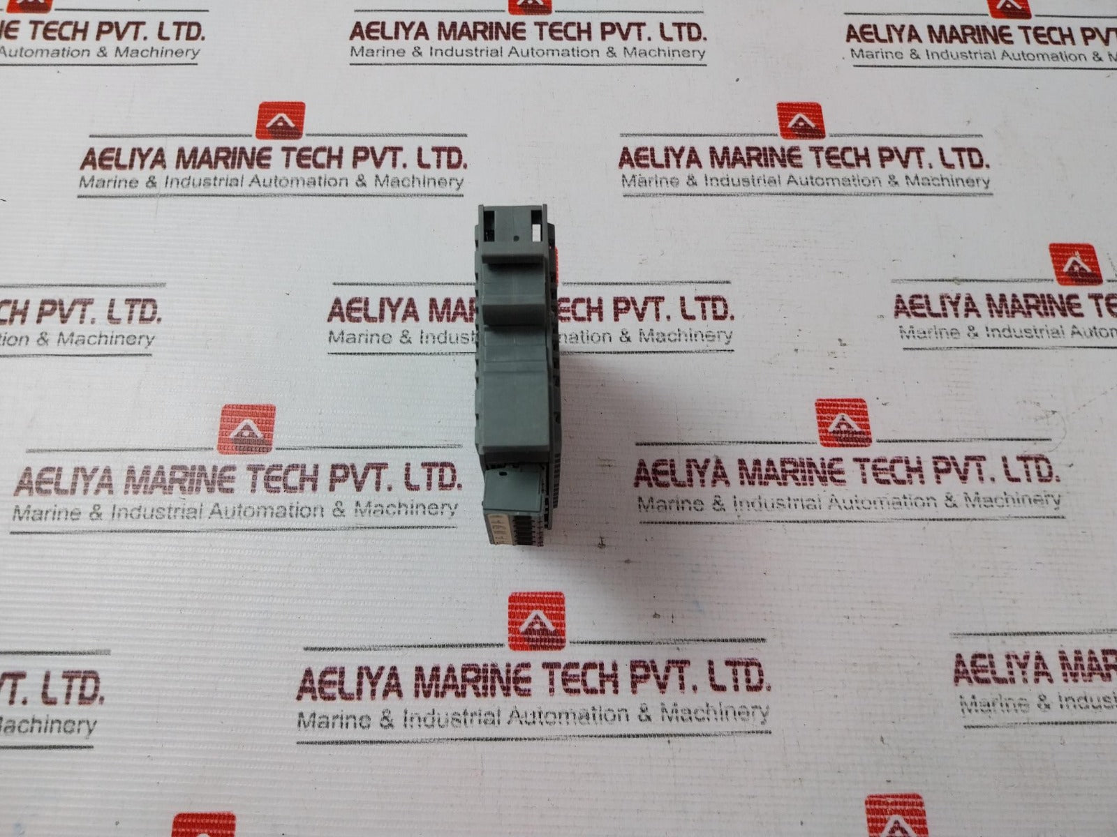 Abb 1Sna 684231 R2500 Converter Module Rs232/Rs422-485 24Vdc