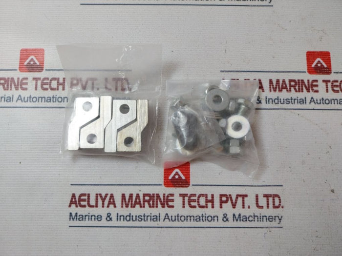 Abb 1Syn450201R0001 Terminal Block For T1B/C/N Mccb 3 Pole Set