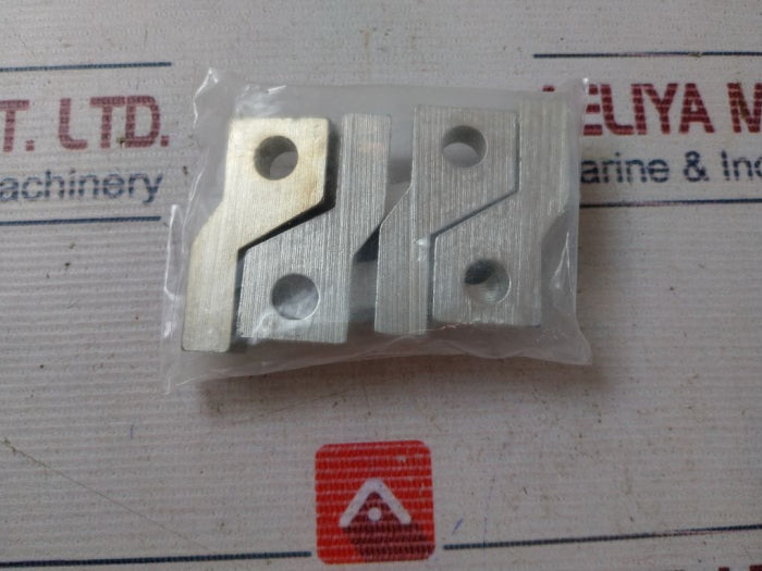 Abb 1Syn450201R0001 Terminal Block For T1B/C/N Mccb 3 Pole Set