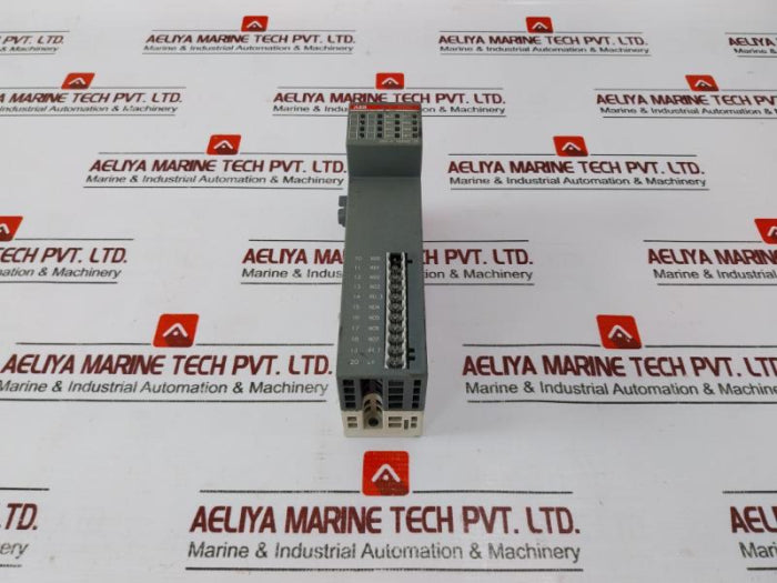 Abb 1Tne968902R2202 Digital Output Module Do571 120Vac 2A/240Vac 1.5A