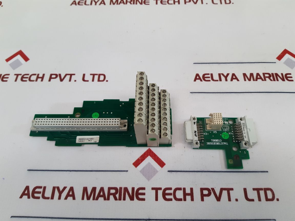 Abb 3Bse013216R1 Compact Module 3Bse030137R1 Modulebus Board Set