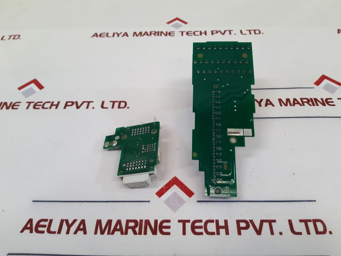Abb 3Bse013216R1 Compact Module 3Bse030137R1 Modulebus Board Set