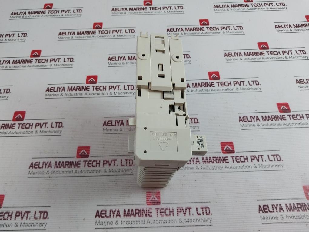 Abb 3Bse013230R1 Compact Module Termination Unit 24V 0.5A