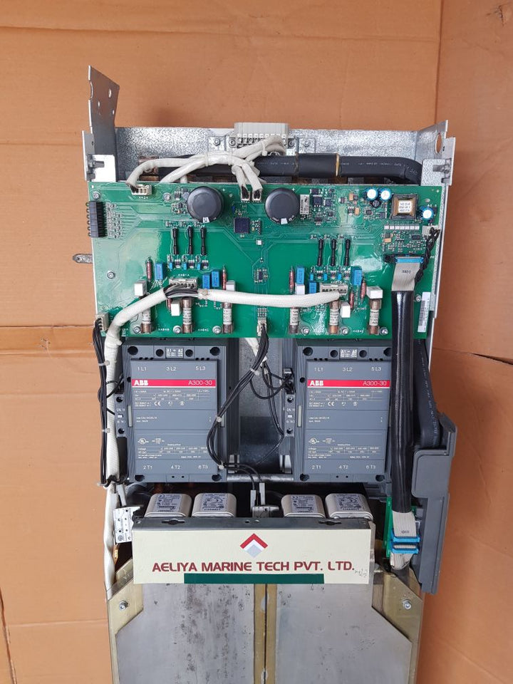 Abb Acs800-704-0910-7+F250 Inverter Drive 3~380-690V 816A 48-63Hz
