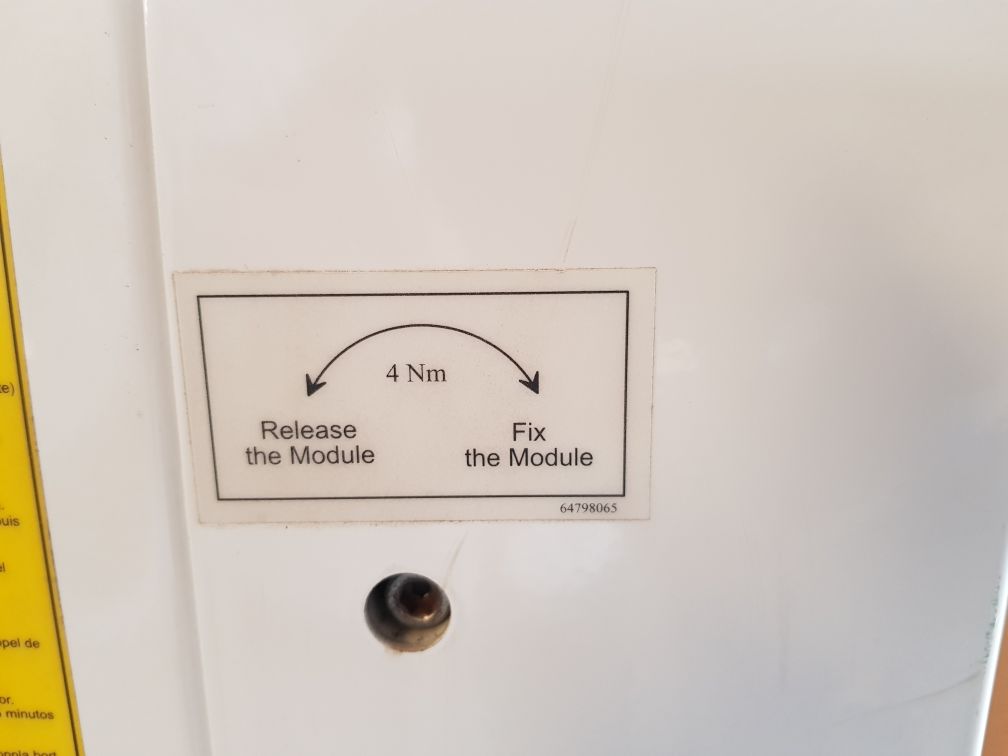 Abb Acs800-704-0910-7+F250 Inverter Drive 3~380-690V 816A 48-63Hz