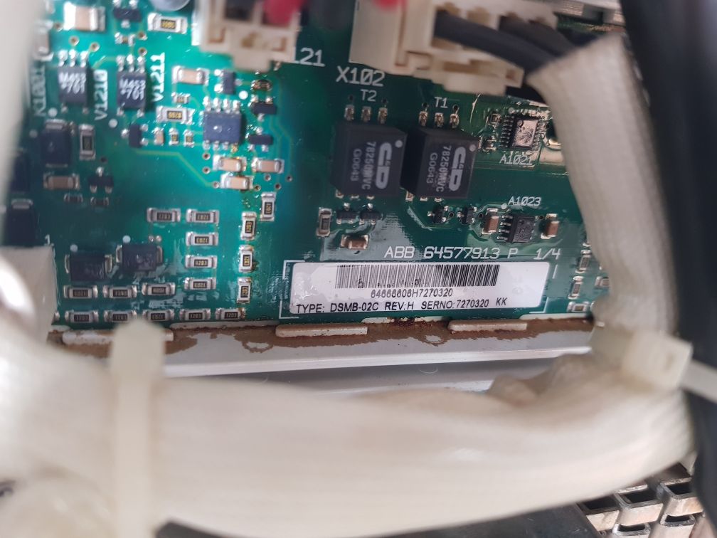 Abb Acs800-704-0910-7+F250 Inverter Drive 3~380-690V 816A 48-63Hz