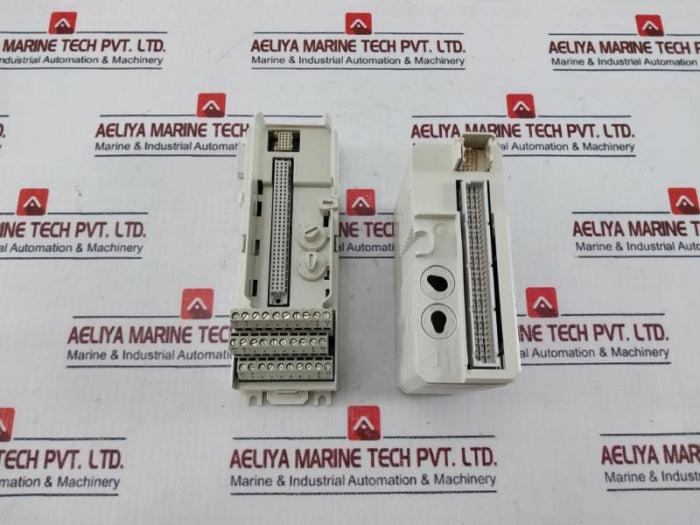 Abb Ao810 3Bse008522R1 Analog Output Module 3Bse013230R1 Termination Unit 0–20Ma