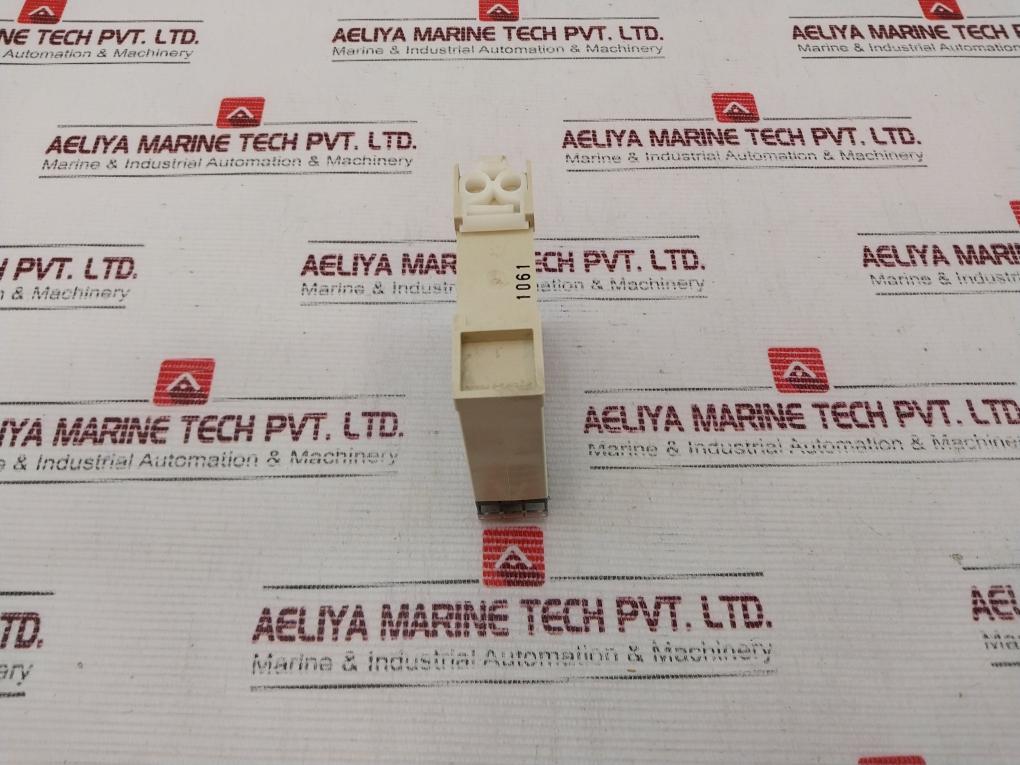 Abb Ct-ere On Delay Time Relay 300V 