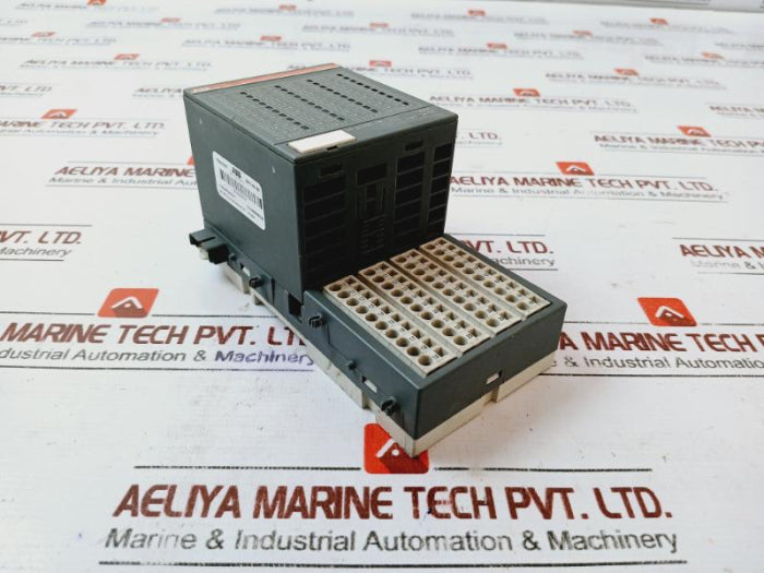 Abb Di524 B7 Digital Input Module 1Sap240000R0001 32Di 24Vdc- 1Wire, 24Vdc 1W