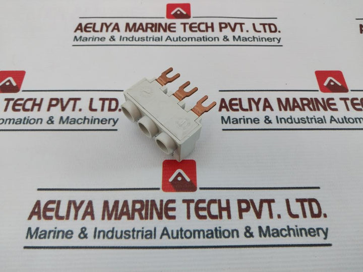 Abb S1-m1-25 Power Infeed Block